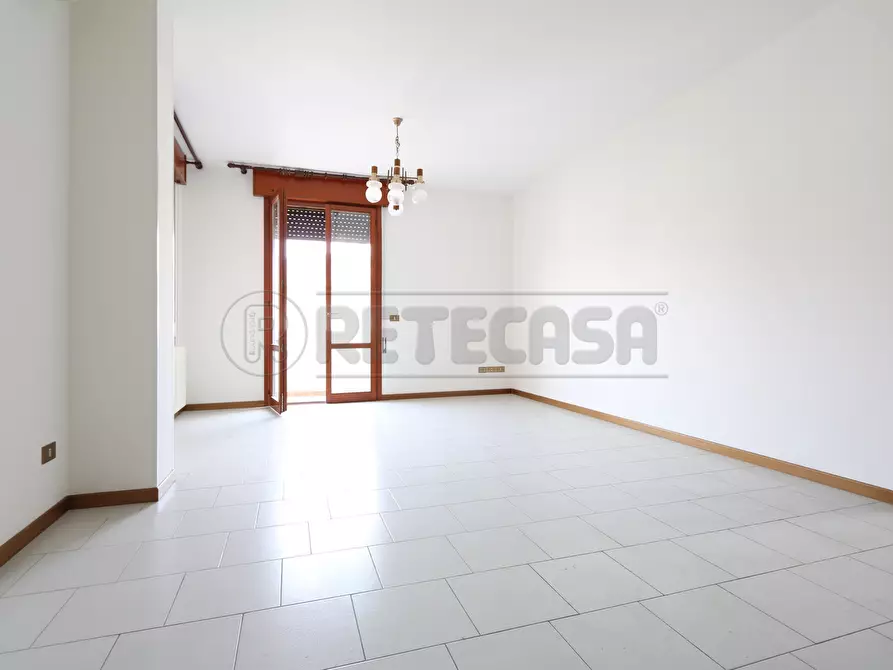 Immagine 1 di Trilocale in affitto  in Via delle Casermette a Vicenza