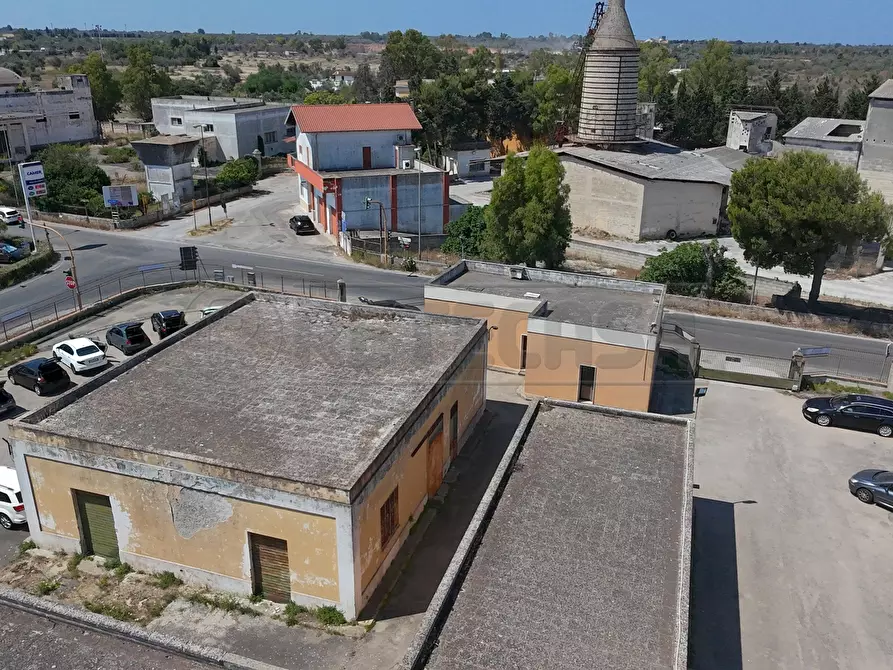 Immagine 1 di Laboratorio in vendita  in Via Neviano 37 a Seclì