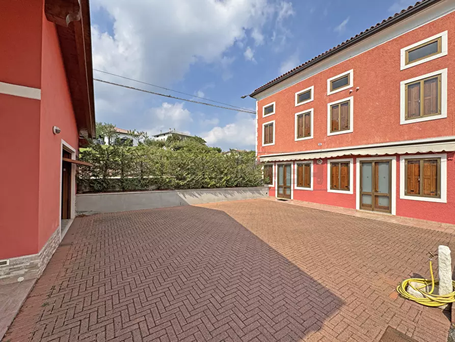 Immagine 22 di Casa semindipendente in vendita  in Via Duello 18 a Brogliano