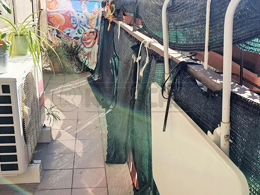 Immagine 31 di Bilocale in vendita  in Via Aurelia Nord 166 a Viareggio