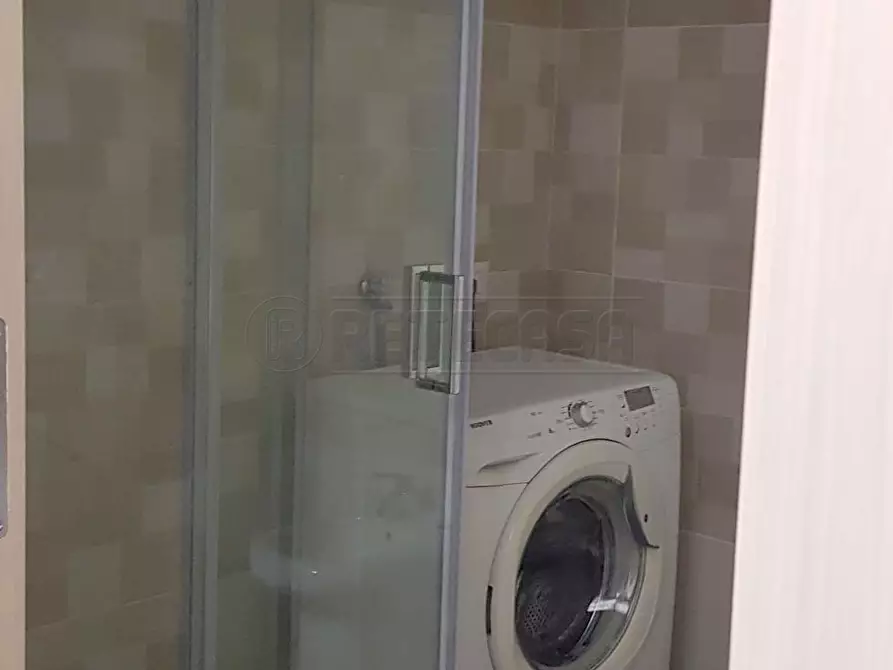 Immagine 12 di Bilocale in affitto  in Viale Carlo III a Caserta