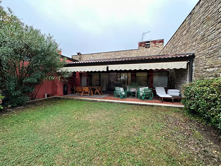 Immagine 10 di Villa in affitto  in Via 10 Giornate a Soiano Del Lago