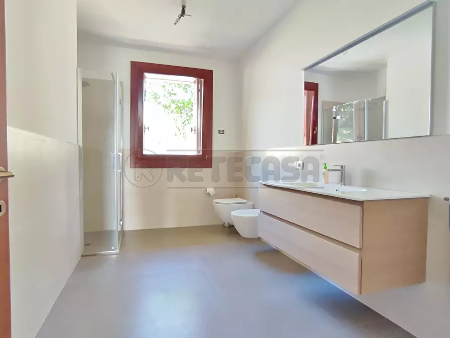 Immagine 21 di Porzione di casa in affitto  in Via Moretto 17 a Arzignano