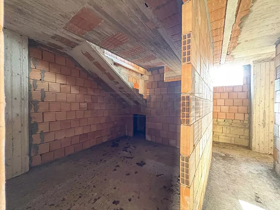 Immagine 12 di Terratetto in vendita  in Via de Maio Paolo a Marcianise