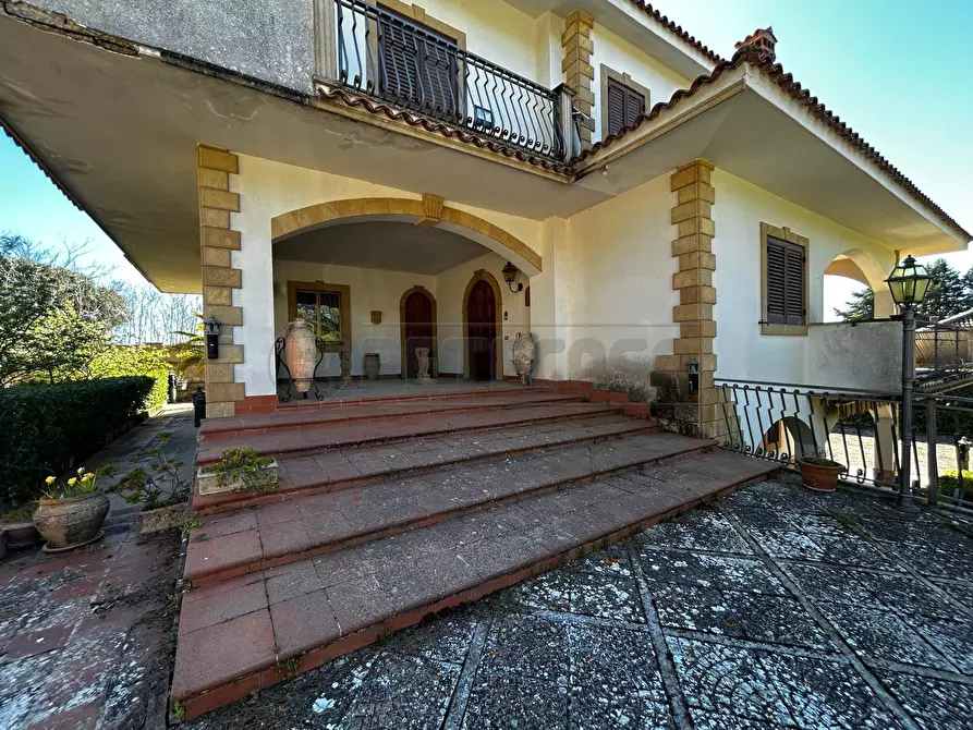 Immagine 1 di Villa in vendita  in Via Luigi Russo 36 a Caltanissetta