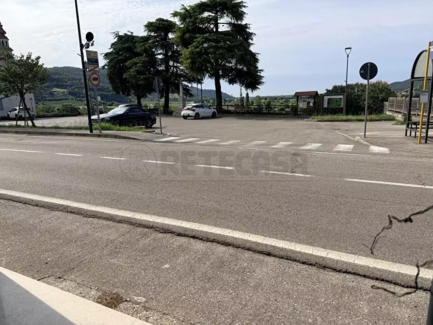Immagine 8 di Magazzino in vendita  in Piazza Roma a Val Liona