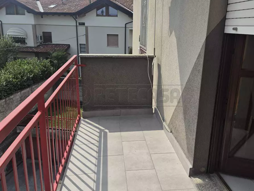 Immagine 10 di Trilocale in affitto  a Albano Sant'alessandro
