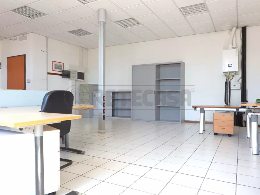 Immagine 6 di Ufficio in affitto  in Via Chiuppese 3 a Monticello Conte Otto
