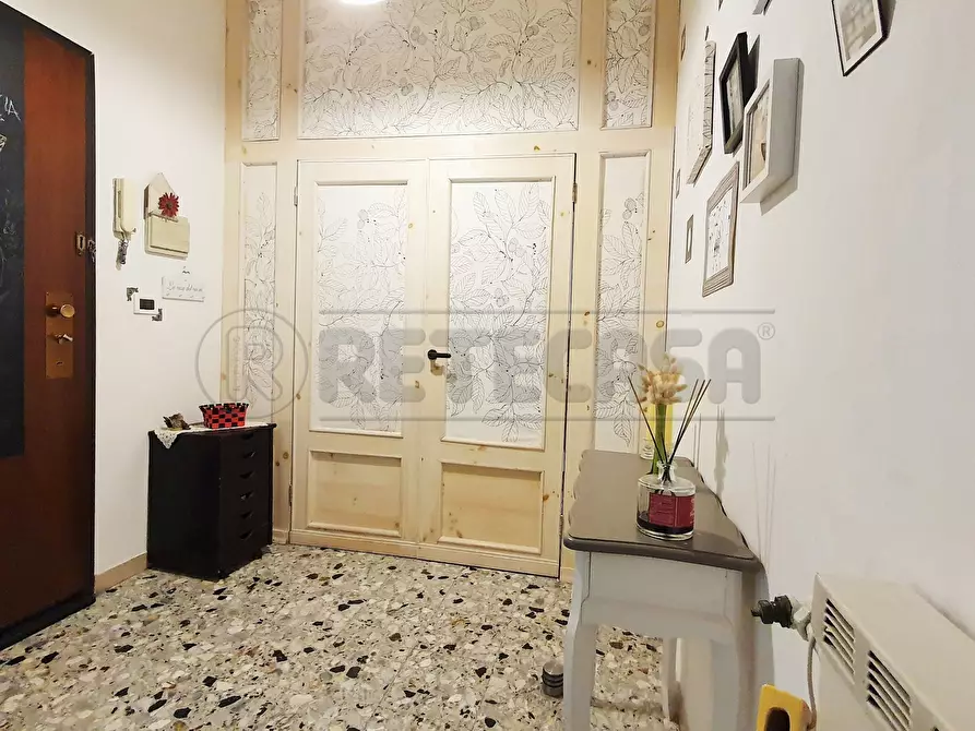 Immagine 7 di Bilocale in vendita  in Via Aurelia Nord 166 a Viareggio