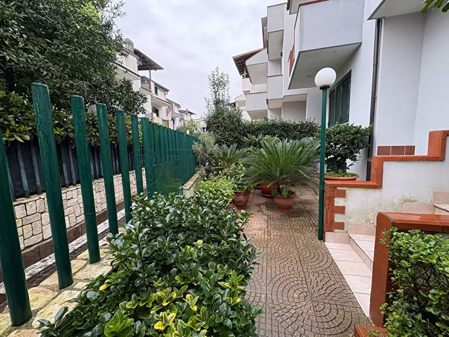 Immagine 42 di Villetta a schiera in vendita  in Via Giudice Falcone a Marcianise