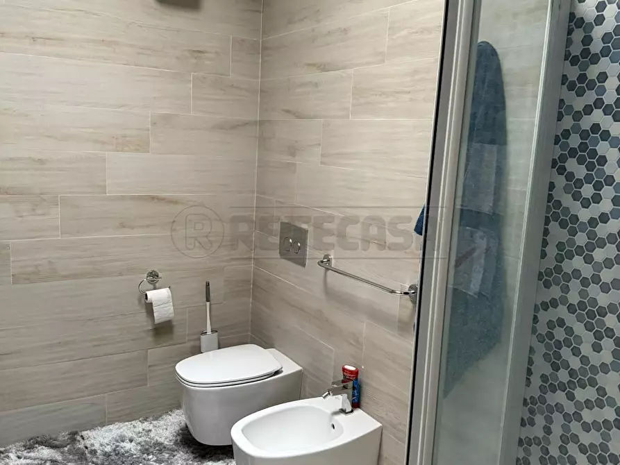 Immagine 15 di Quadrilocale in vendita  in Via Giulio Cesare 2 a Desenzano Del Garda