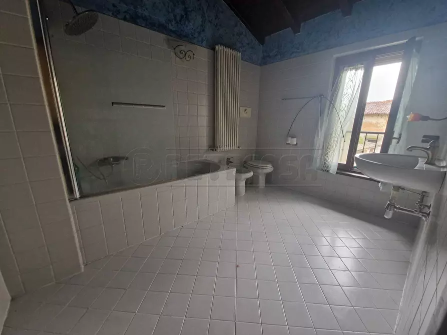 Immagine 17 di Rustico / casale in vendita  in Via cristoforo colombo 11 a Corte De' Frati
