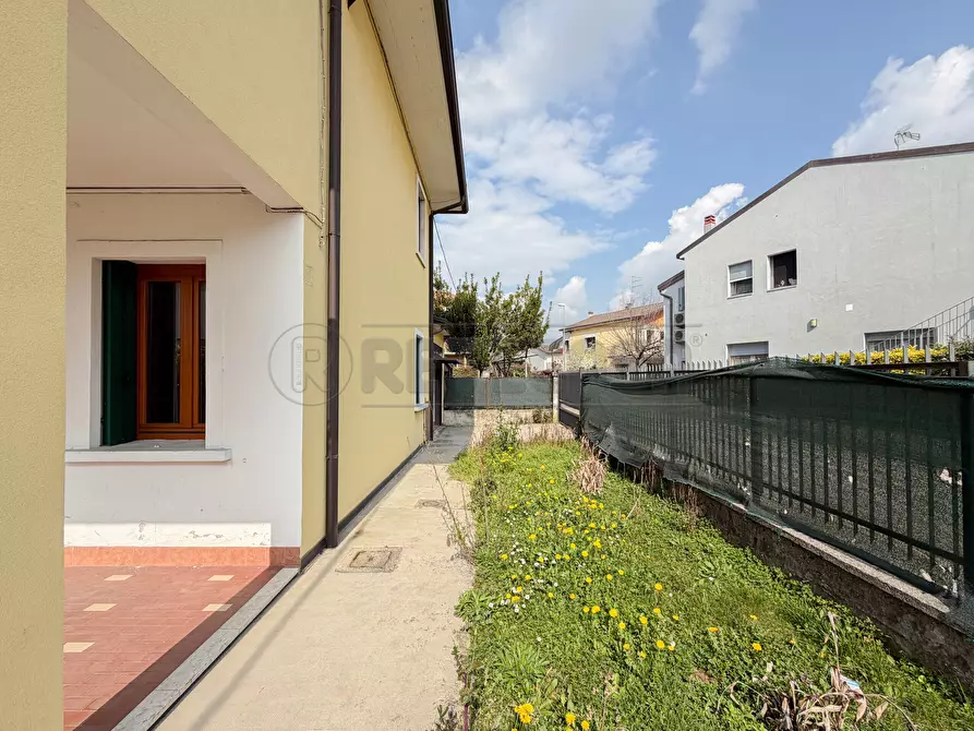 Immagine 29 di Appartamento in vendita  in Via San Nicola a Creazzo