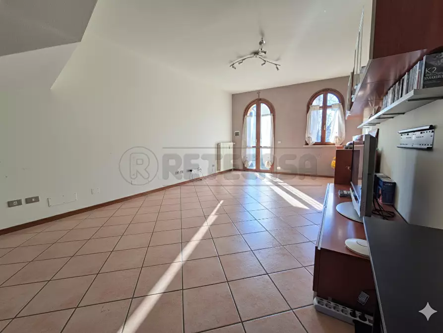 Immagine 4 di Villetta a schiera in vendita  in Via Arno a Sesto Ed Uniti