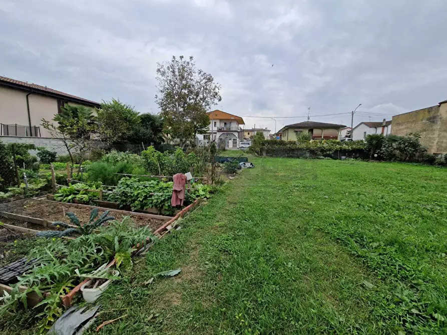Immagine 11 di Terreno industriale in vendita  in Viale Europa a Acquanegra Cremonese