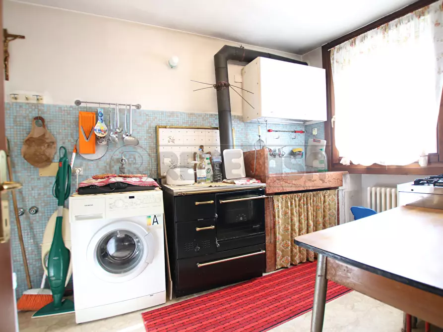 Immagine 5 di Porzione di casa in vendita  in strada del tormeno a Vicenza