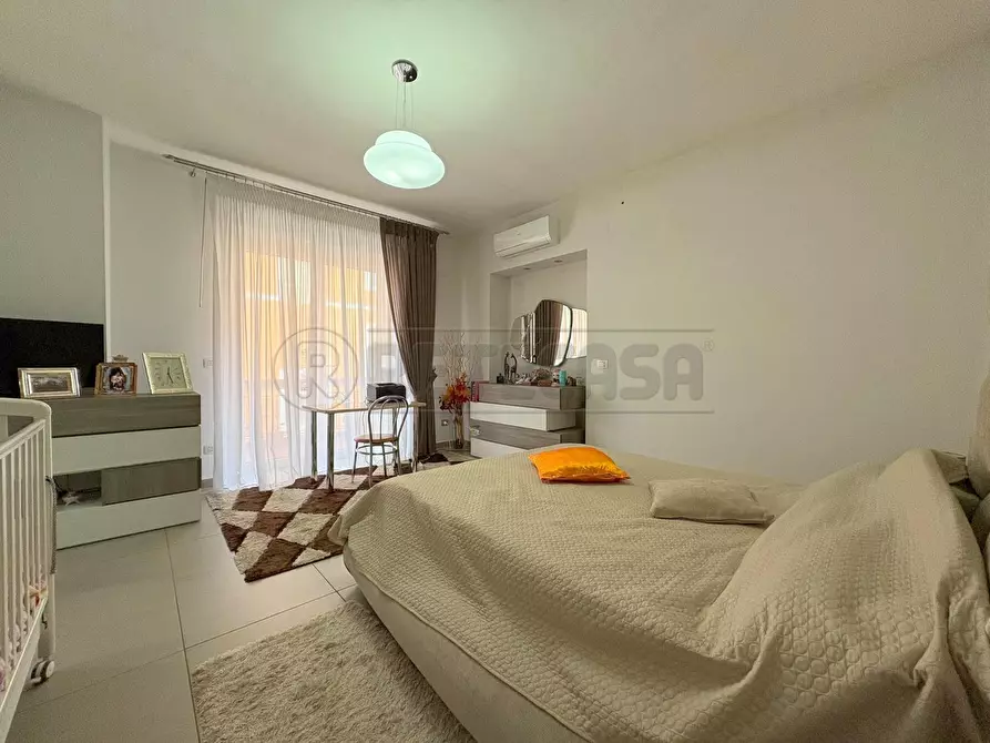 Immagine 27 di Pentalocale in vendita  a Marcianise