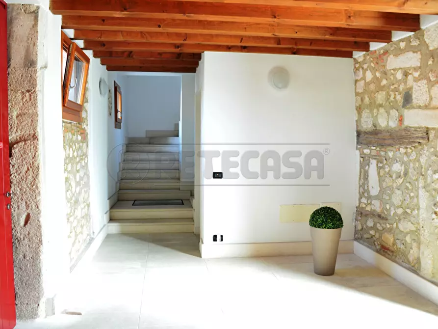 Immagine 3 di Bilocale in vendita  in corso matteotti 52 a Montecchio Maggiore