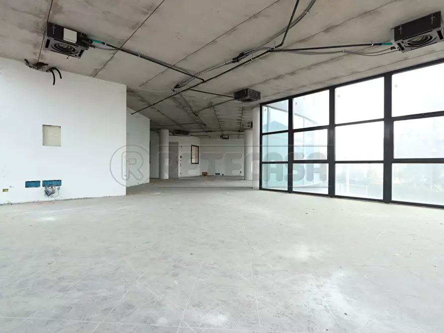 Immagine 45 di Ufficio in affitto  a Vicenza