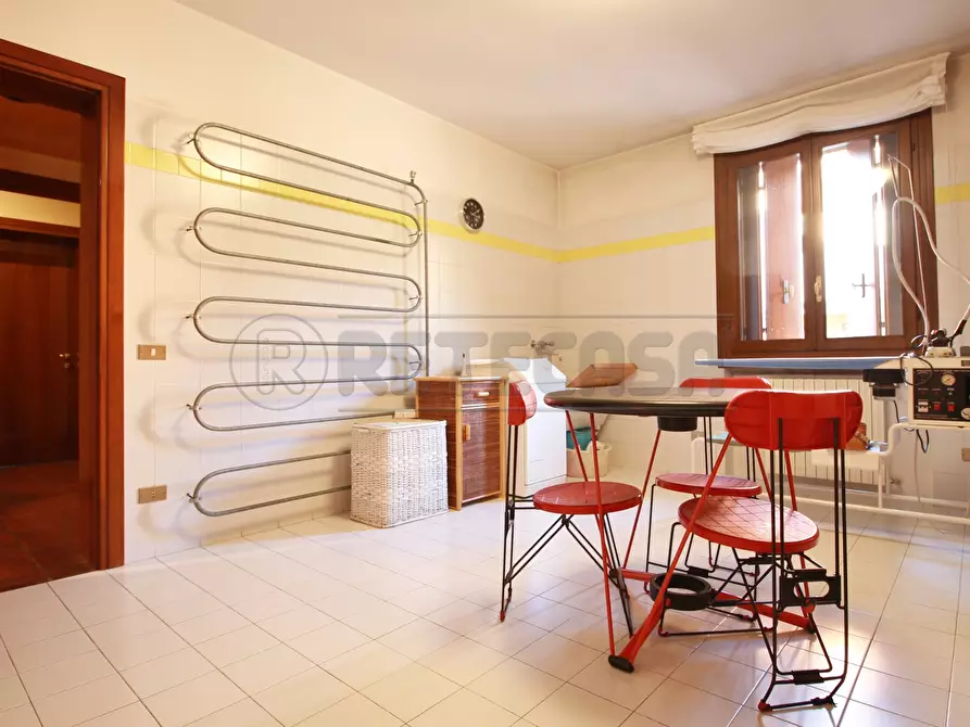 Immagine 25 di Villa in vendita  in VIA GIACOMO LEOPARDI 2 a Arzignano