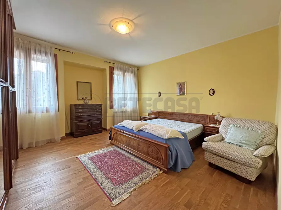 Immagine 11 di Casa semindipendente in vendita  in Via Duello 18 a Brogliano