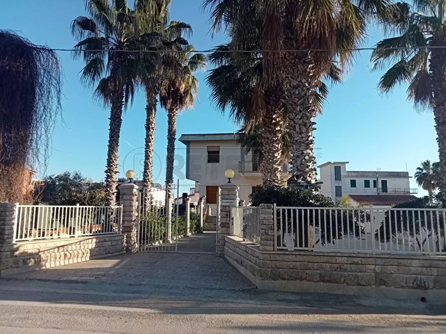 Immagine 1 di Villa in vendita  a Menfi
