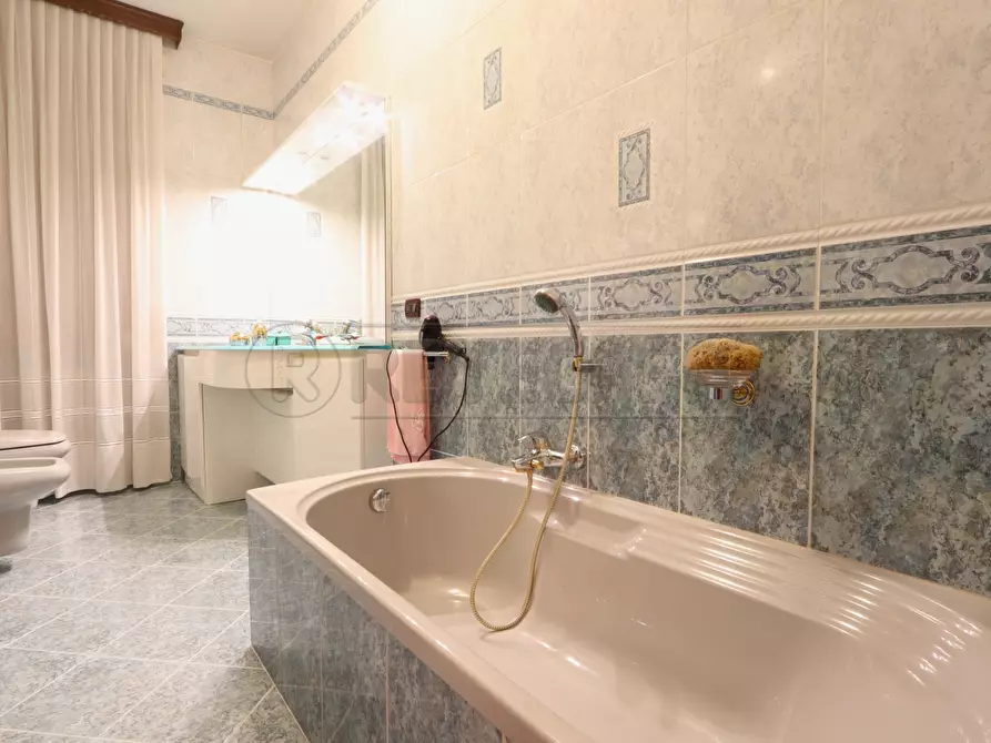 Immagine 12 di Trilocale in vendita  in Via dei Cairoli 24 a Vicenza