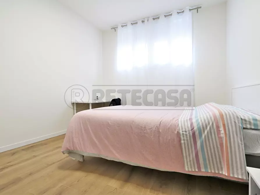 Immagine 18 di Stanza singola in affitto  a Vicenza