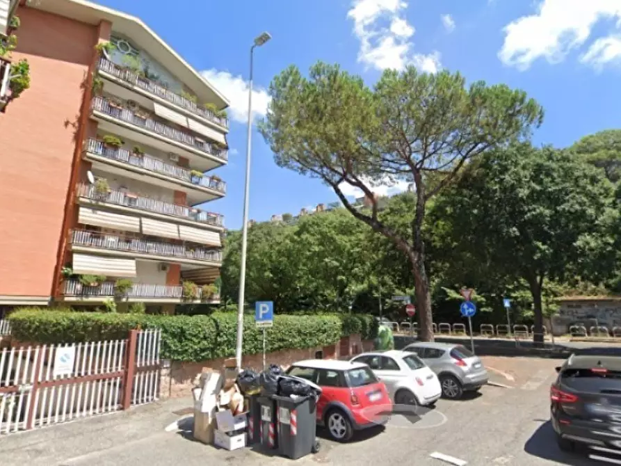 Immagine 1 di Mansarda in vendita  a Roma