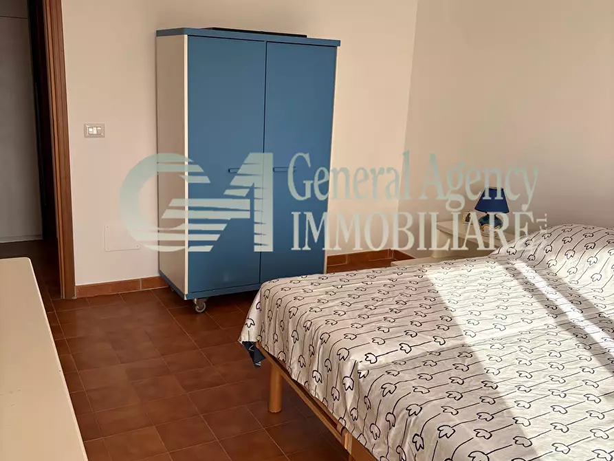 Immagine 26 di Trilocale in affitto  in Via Canton a Roma