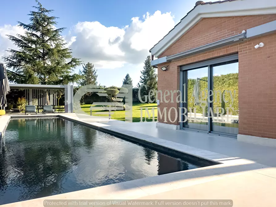 Immagine 32 di Villa in affitto  in Via Mario Mattoli a Roma