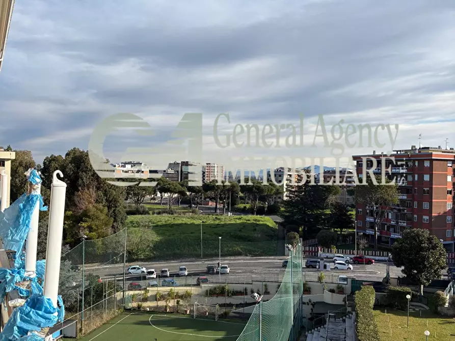 Immagine 18 di Trilocale in affitto  in Via Canton a Roma