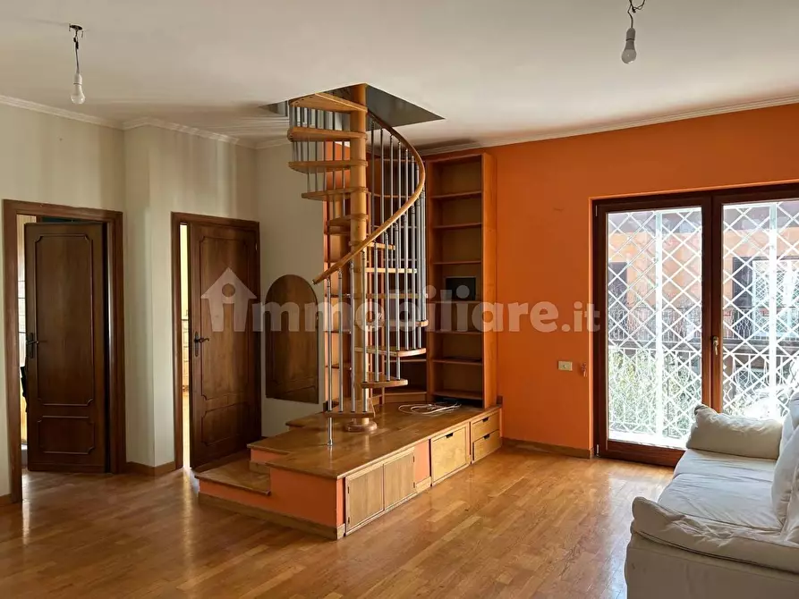 Immagine 6 di Villa in vendita  in Via Sofocle 152 a Roma