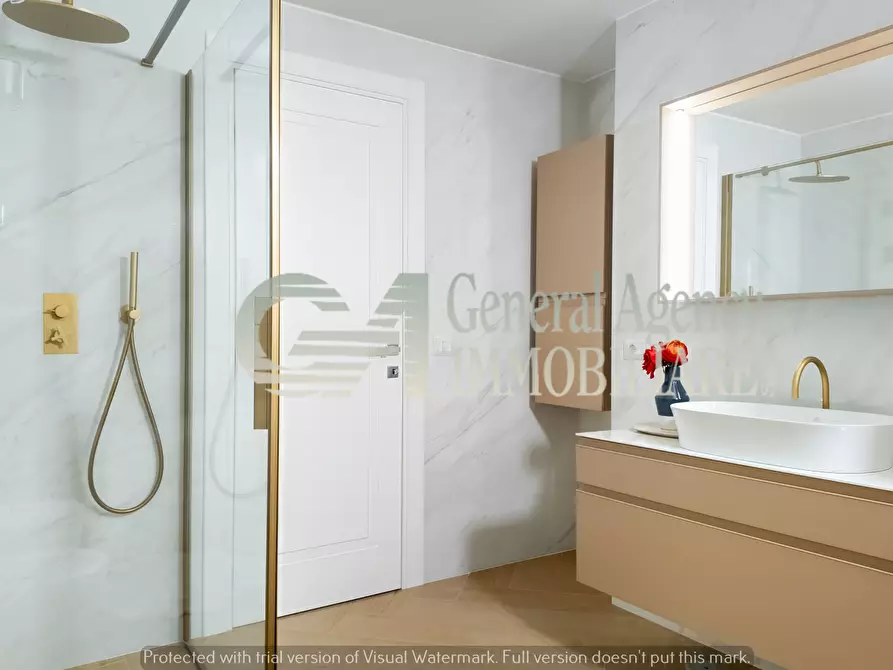 Immagine 63 di Villa in affitto  in Via Mario Mattoli a Roma