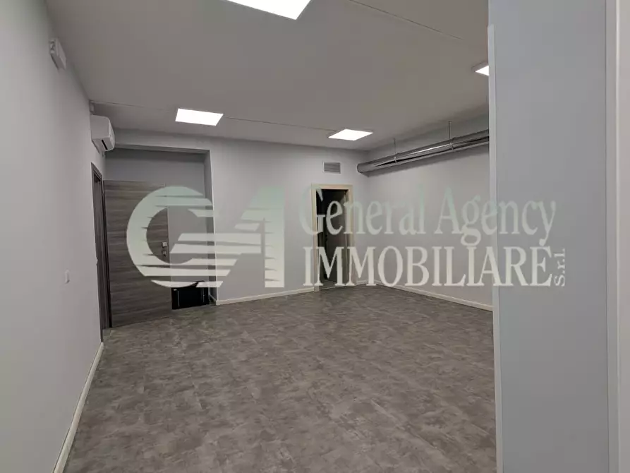 Immagine 49 di Ufficio in vendita  in Via Giuseppe Failla a Roma