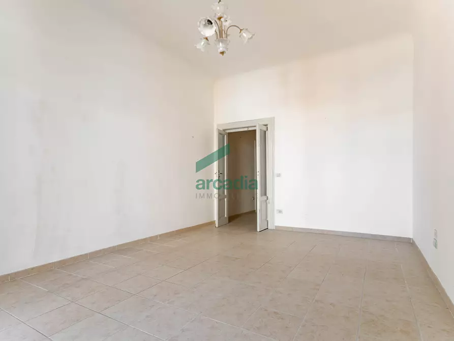 Immagine 20 di Trilocale in vendita  in Via Scipione Crisanzio 138 a Bari