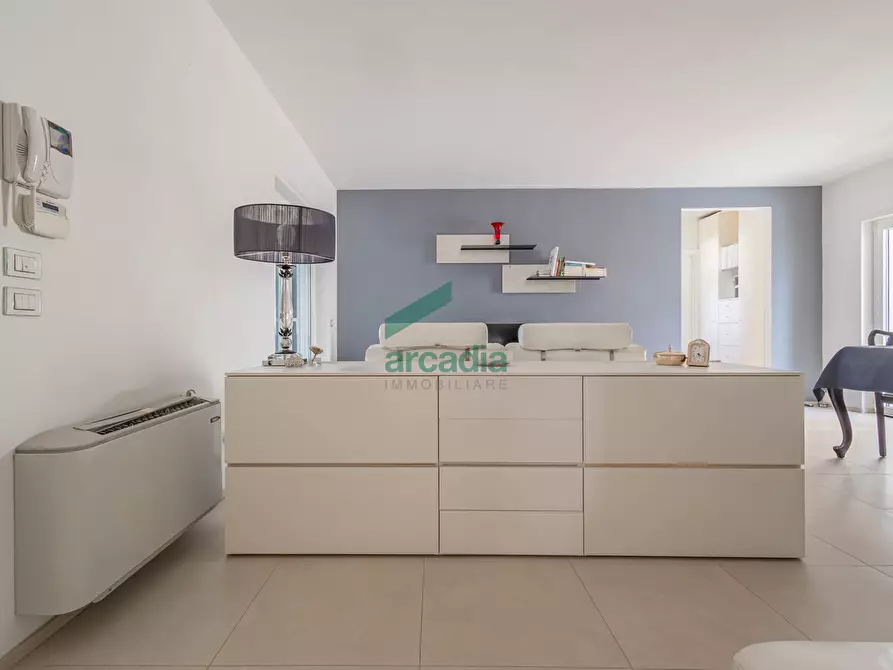 Immagine 3 di Quadrilocale in vendita  in Via Rosario Livatino 97 a Bari