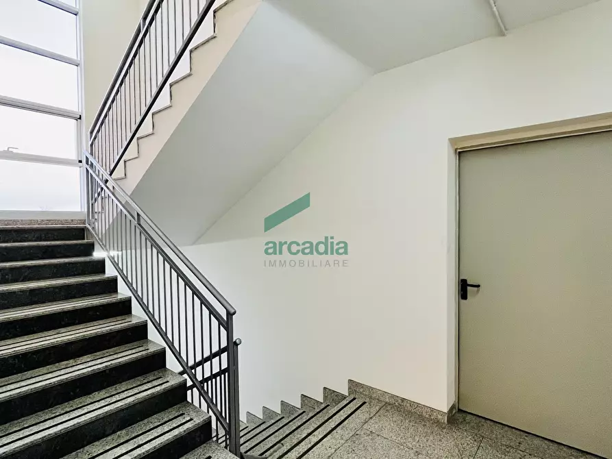 Immagine 24 di Attività artigianale in vendita  in Contrada Parco Vecchio 11 a Bitritto