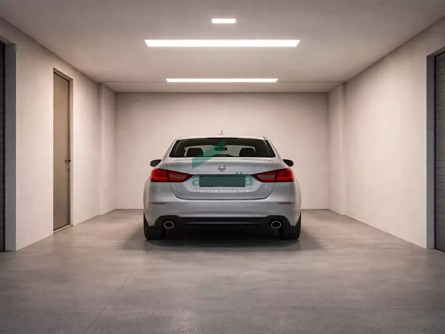 Immagine 6 di Garage in vendita  in Via Ferdinando Palasciano 5 a Bari