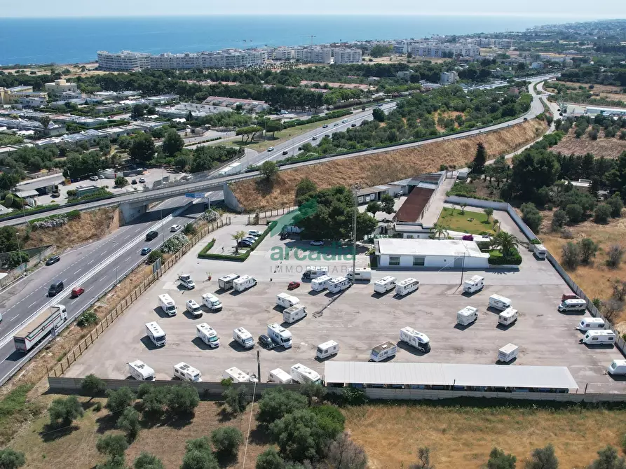 Immagine 7 di Capannone industriale in vendita  in Via Giovanni Gentile 79bis a Bari