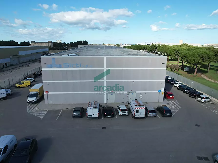 Immagine 8 di Attività artigianale in vendita  in Via delle Violette 10 a Modugno