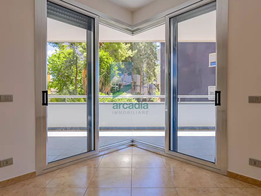 Immagine 54 di Quadrilocale in vendita  in Viale Louis Pasteur 15A a Bari