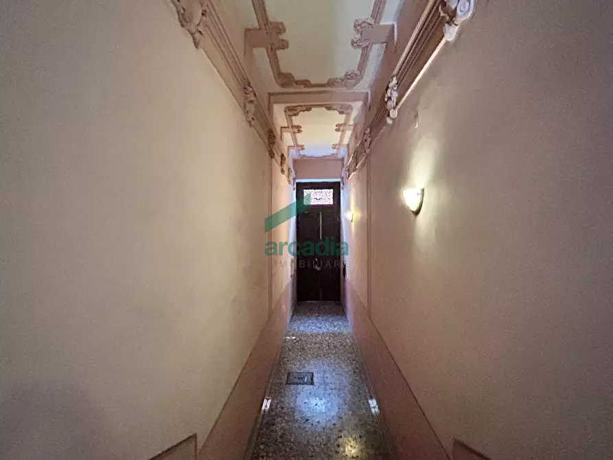Immagine 4 di Trilocale in vendita  in Via Scipione Crisanzio 138 a Bari