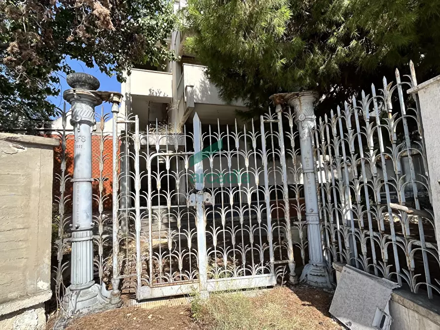 Immagine 20 di Attività artigianale in vendita  in Viale Europa a Bari