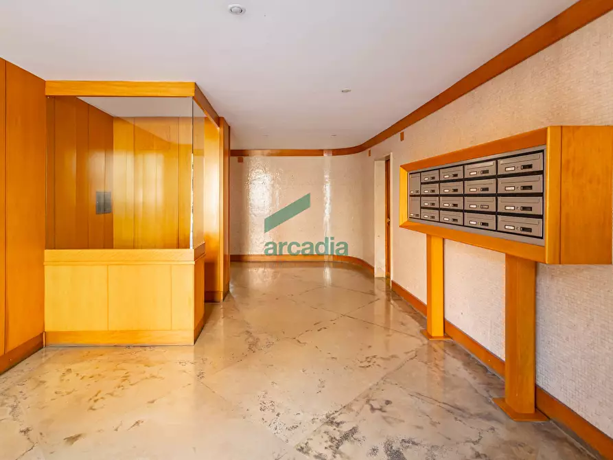 Immagine 31 di Appartamento in vendita  in Largo Ciaia 13 a Bari