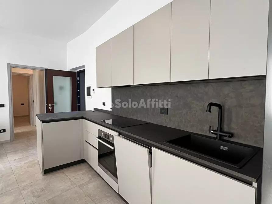 Immagine 6 di Bilocale in affitto  in Via San Rocco 129 a Seregno