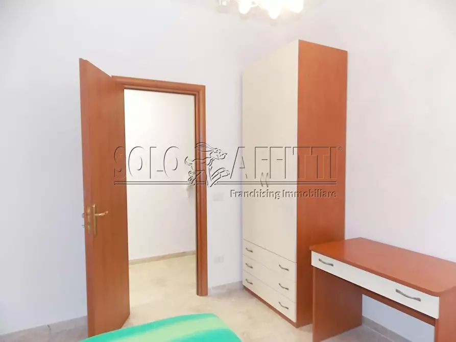 Immagine 8 di Stanza singola in affitto  a Catanzaro