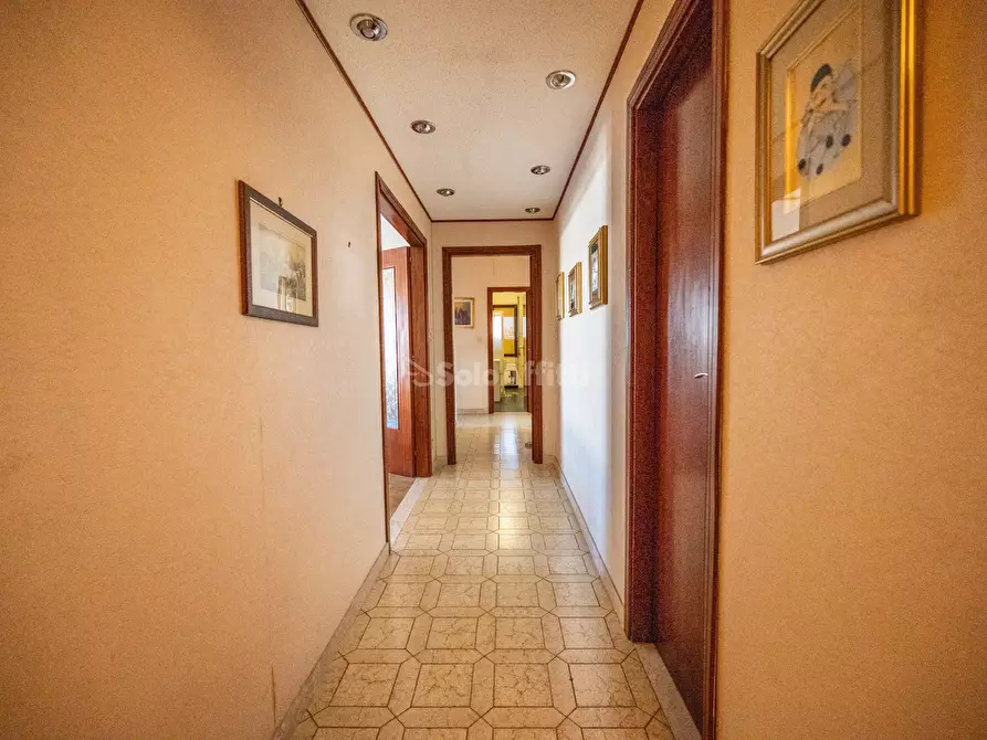 Immagine 7 di Stanza singola in affitto  a Catanzaro