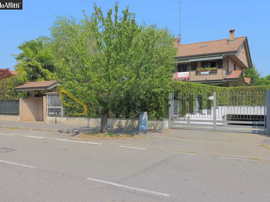 Immagine 39 di Trilocale in affitto  in Via Gadames a Paderno Dugnano