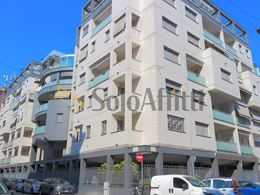 Immagine 30 di Bilocale in affitto  in Via Gressoney 7 a Milano